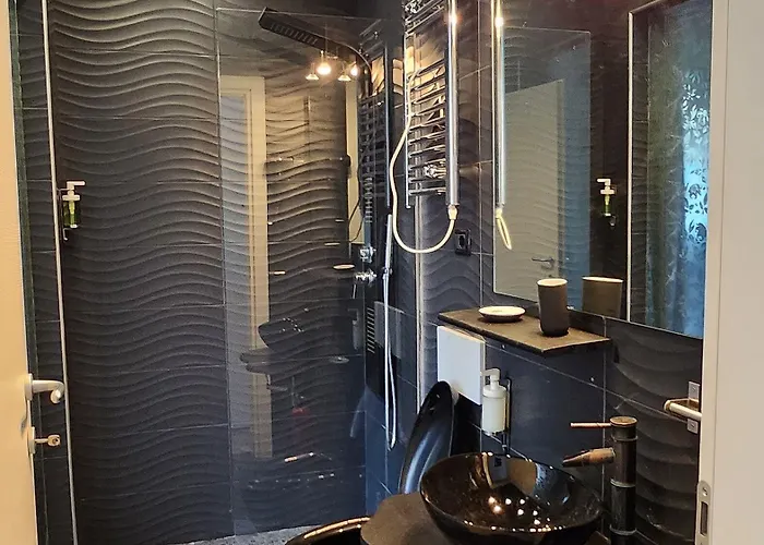 Alojamento de Acomodação e Pequeno-almoço Il Mercato 4*